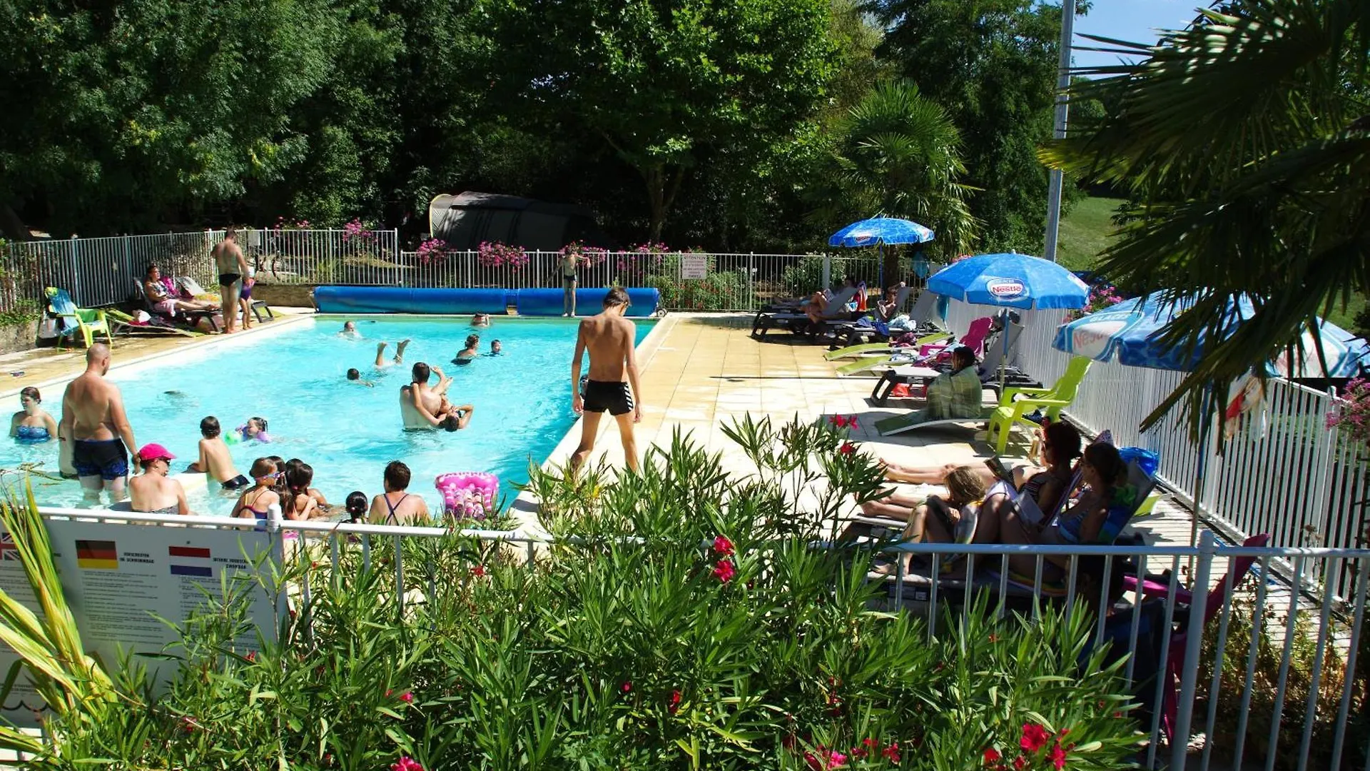 Camping Lepigeonnier A Miers Pres Du Gouffre De Padirac